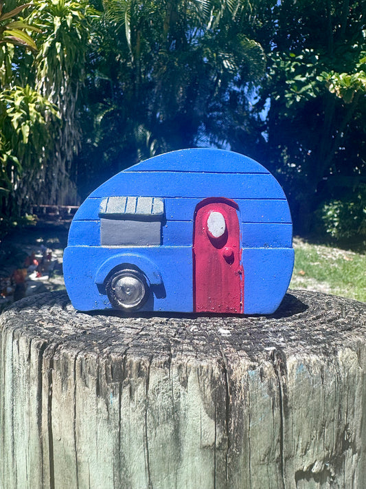 Mystical Mini-Camper for your Fantastical Friends