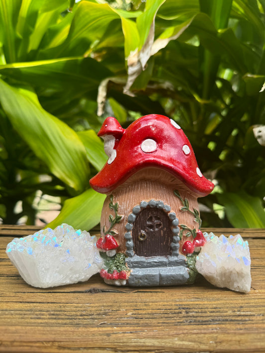 Amanita Cottage with Amanita Garden