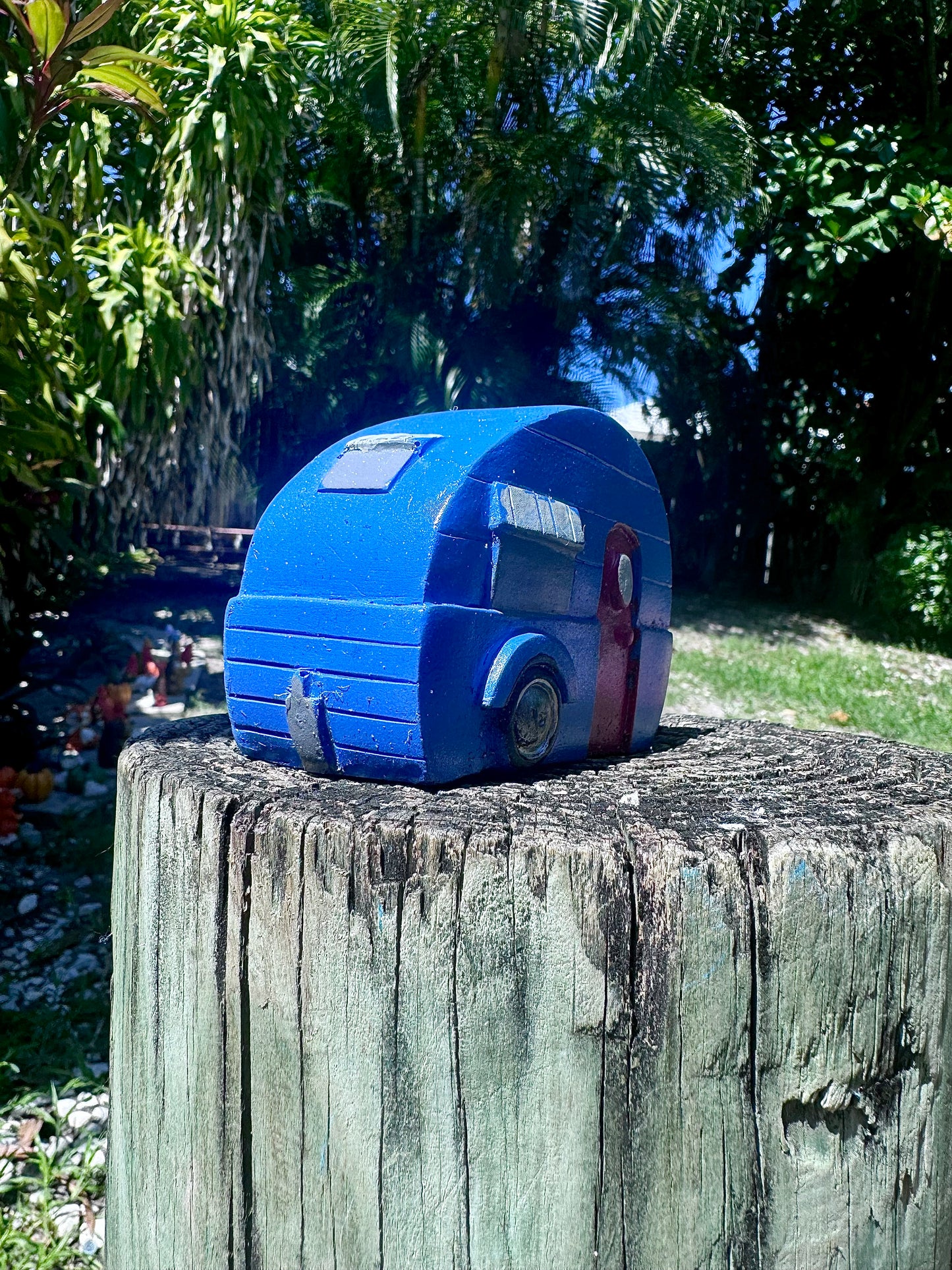 Mystical Mini-Camper for your Fantastical Friends